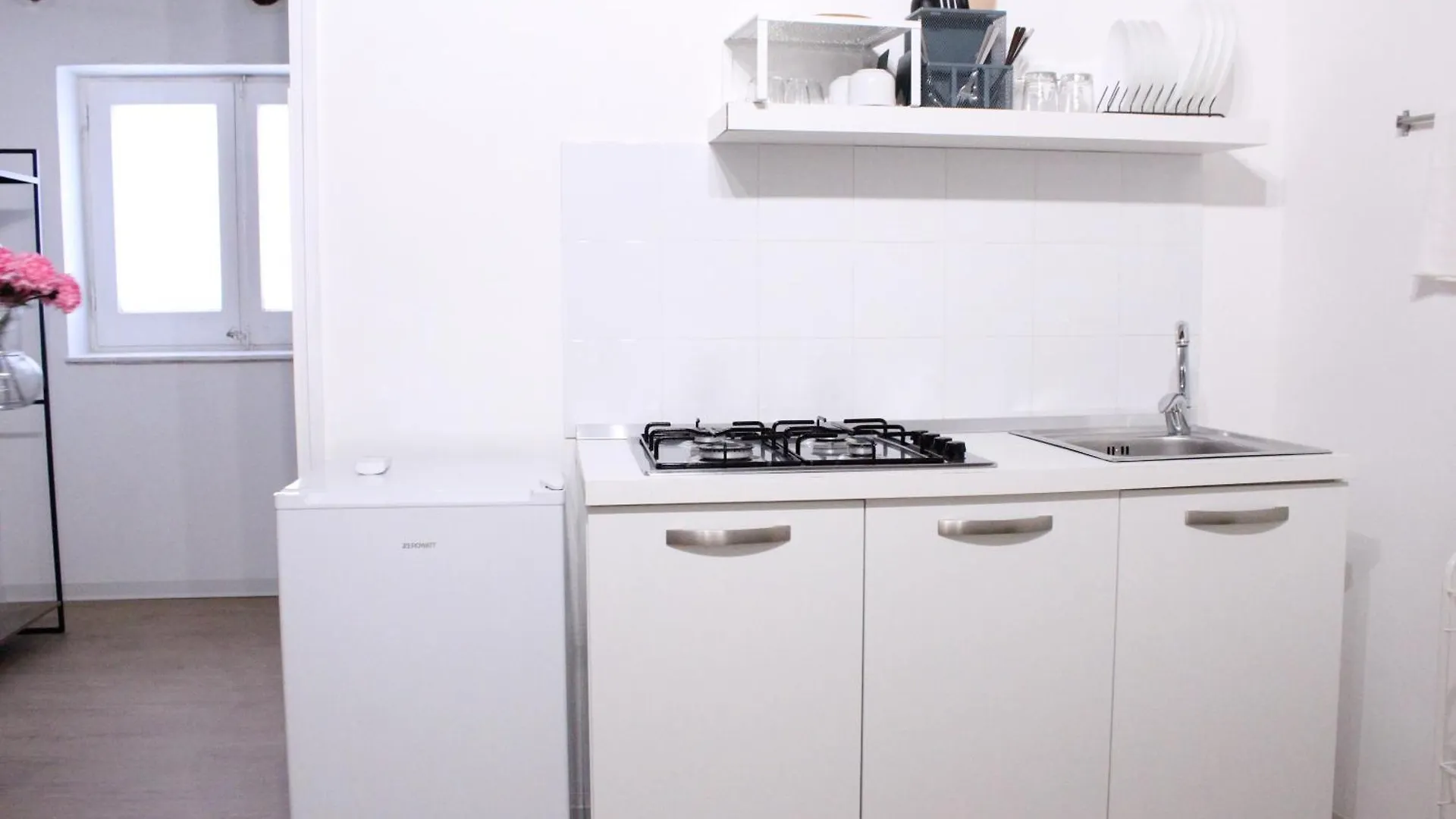 Terrasini 2000 Home Holidays 0*,  Italie