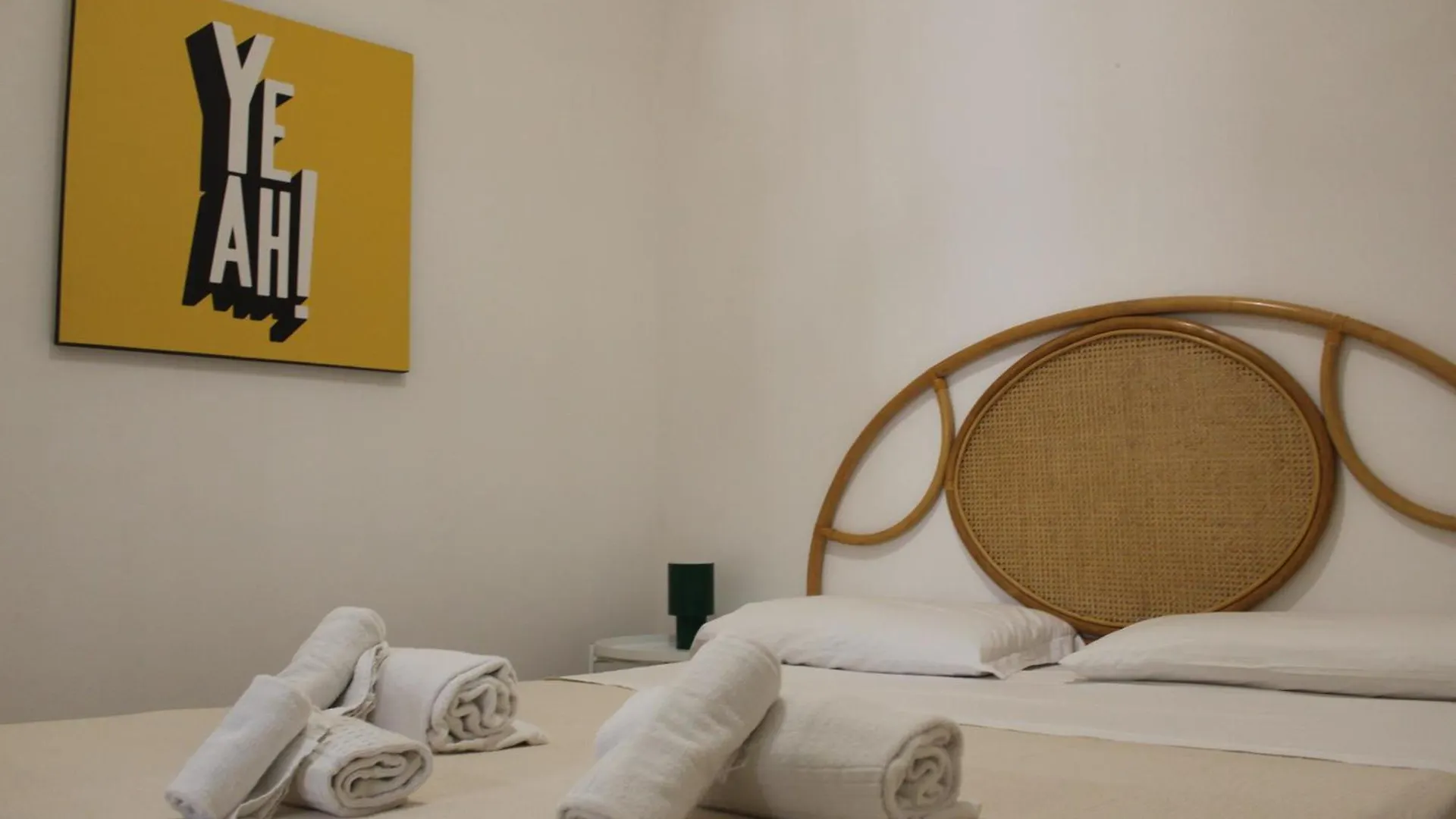 Terrasini 2000 Home Holidays Appartement