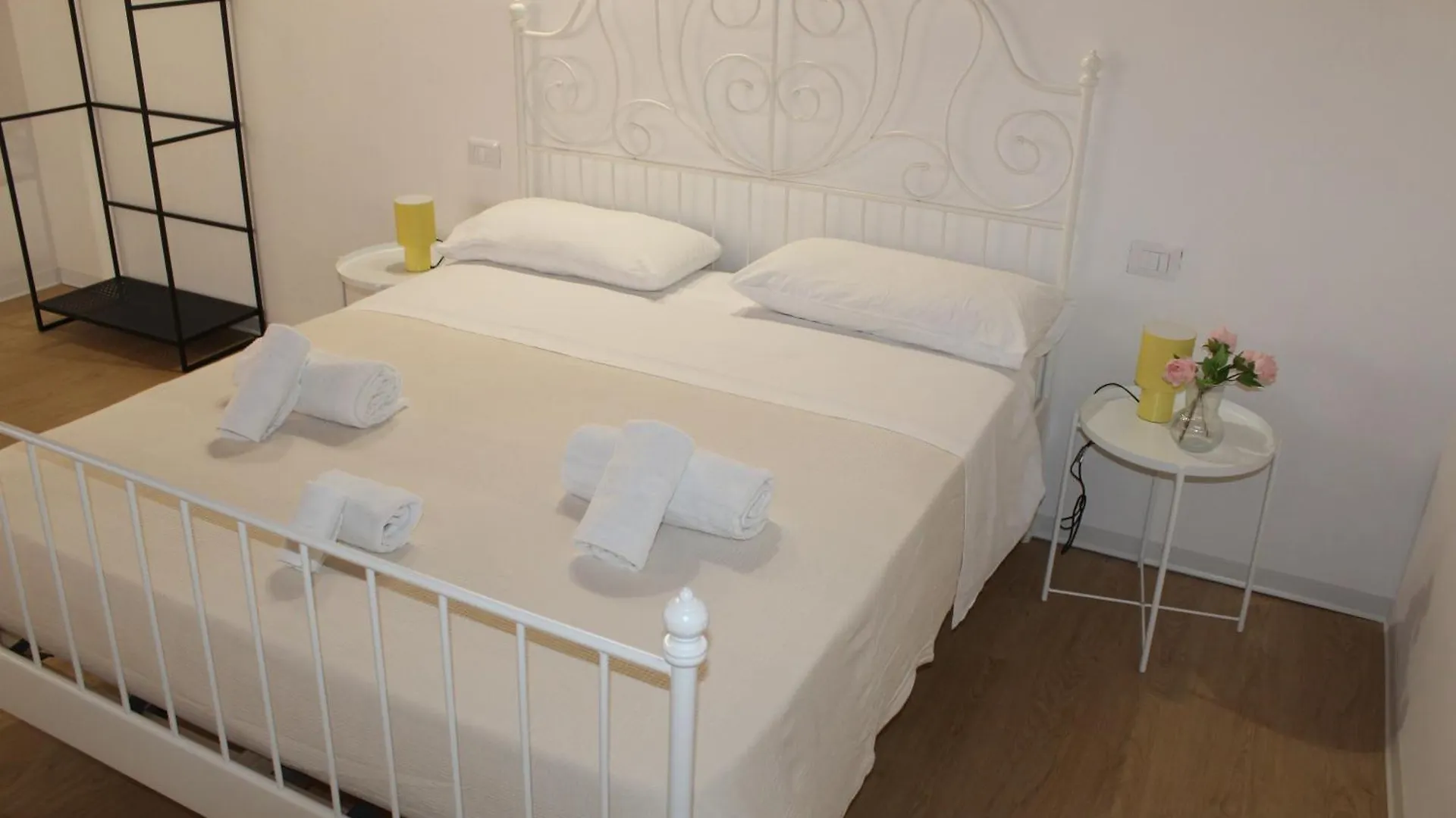 Terrasini 2000 Home Holidays