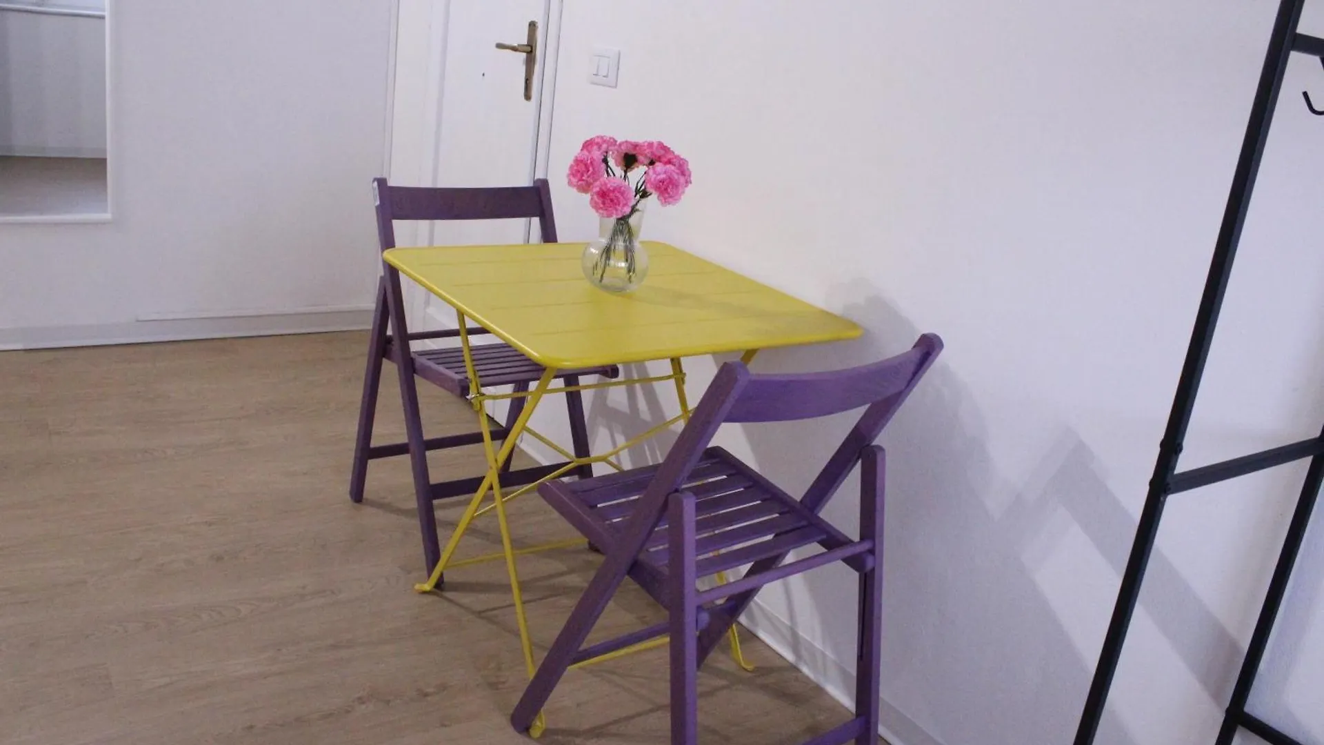 Terrasini 2000 Home Holidays 0*,
