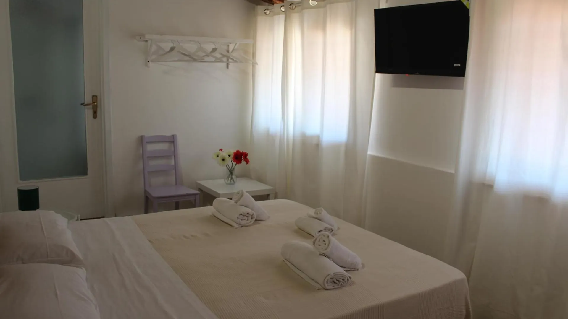 Terrasini 2000 Home Holidays Appartamento