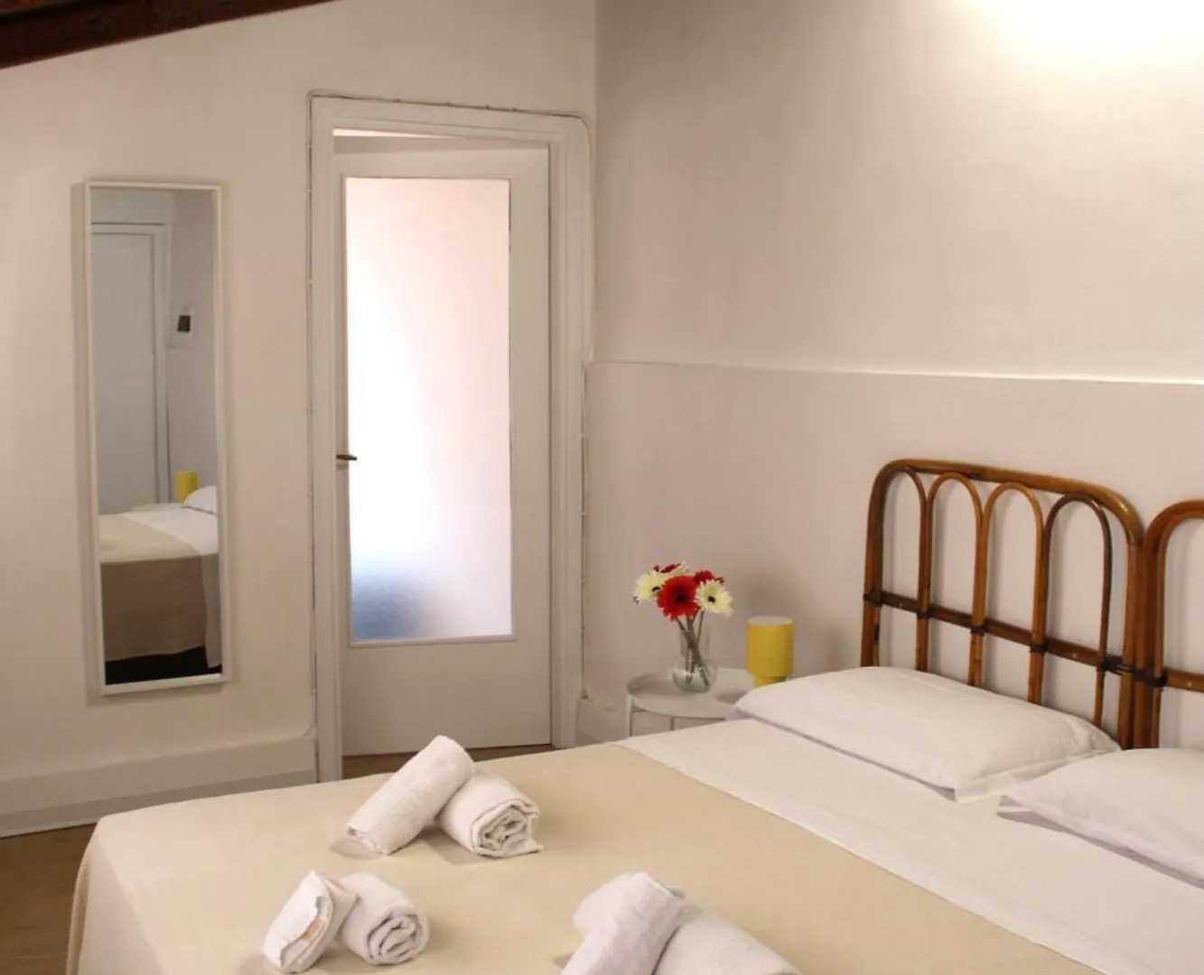 Terrasini 2000 Home Holidays Appartamento